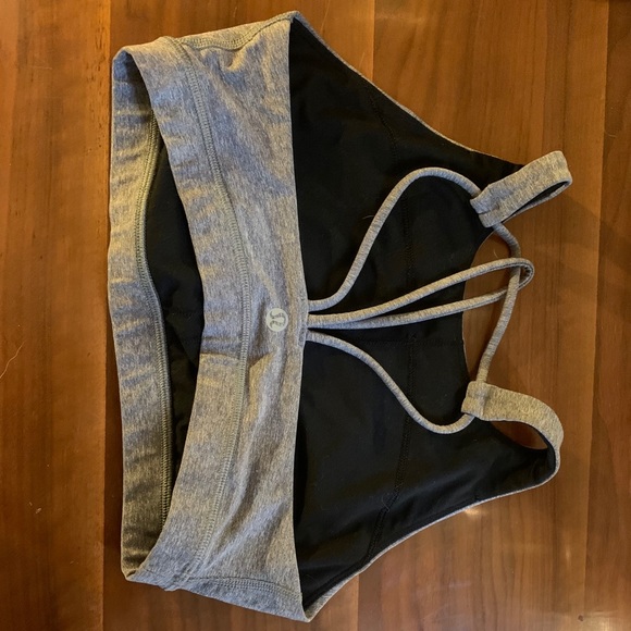 Lulu Lemon sports bra - Picture 2 of 2